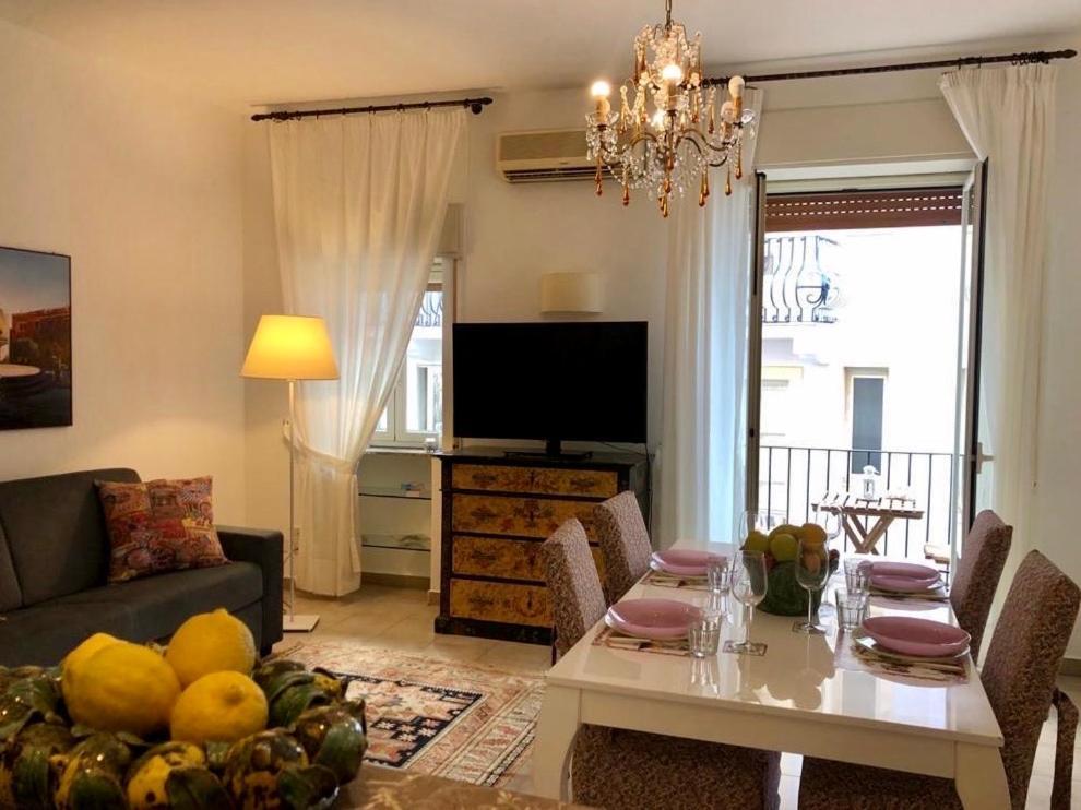 Casa Cariddi Boutique Lägenhet *